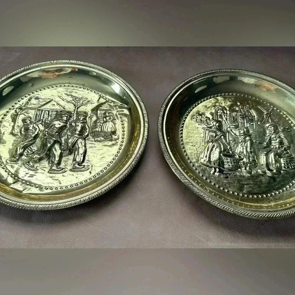 Vintage Brass Tin Gold Wall Decorative Plates Lightweight - Picture 2 of 11